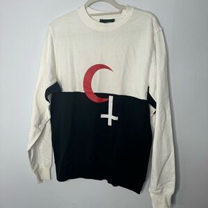 black scale religious holiday crew in white size small